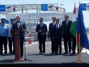 Elkészült az M43-as autópálya az országhatárig